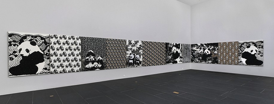Rob Pruitt, Untitled
2011, Glitter and enamel on canvas